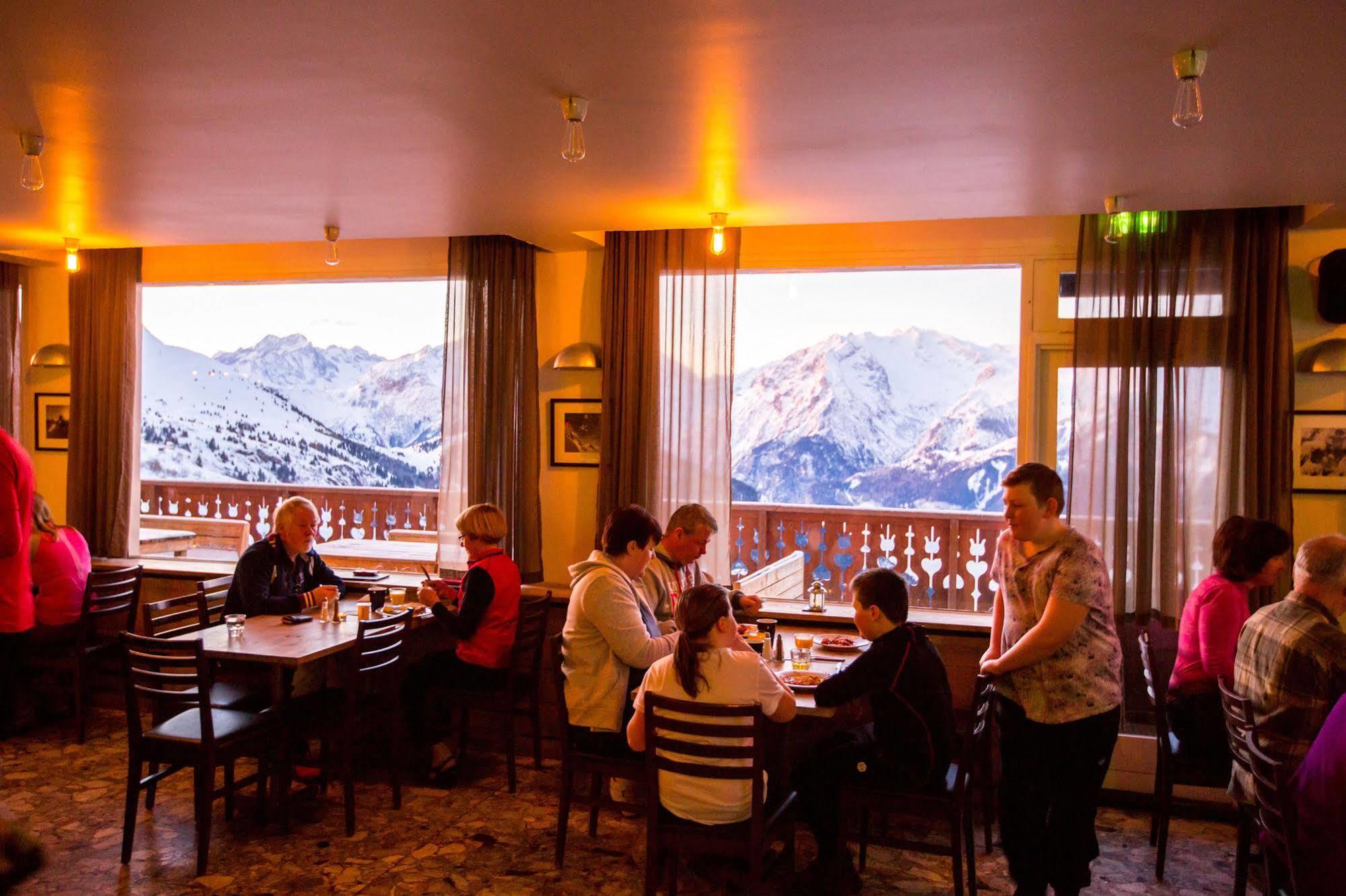 Langley Hotel Le Petit Prince Alpe d'Huez Bagian luar foto